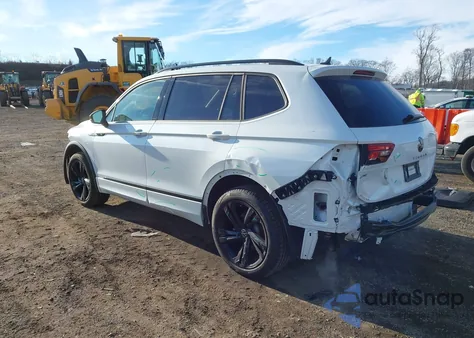 2024 Volkswagen Tiguan 2.0T Se R-Line Black z USA, uszkodzony, nr VIN 3VV8B7AX5RM197406